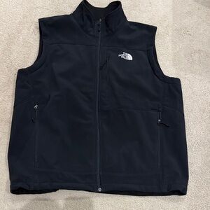 The North Face Men's Dark Vest